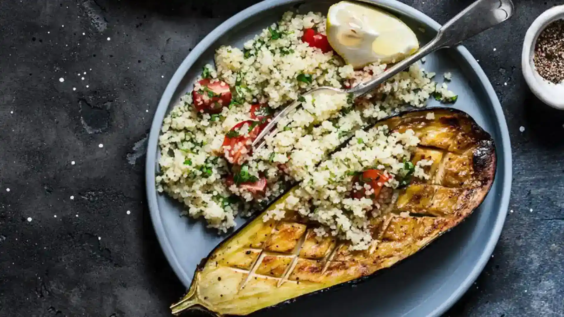 Berenjenas rellenas con cuscús y queso feta