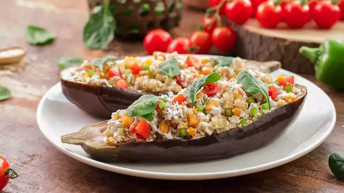 Berenjenas rellenas con quinoa y verduras