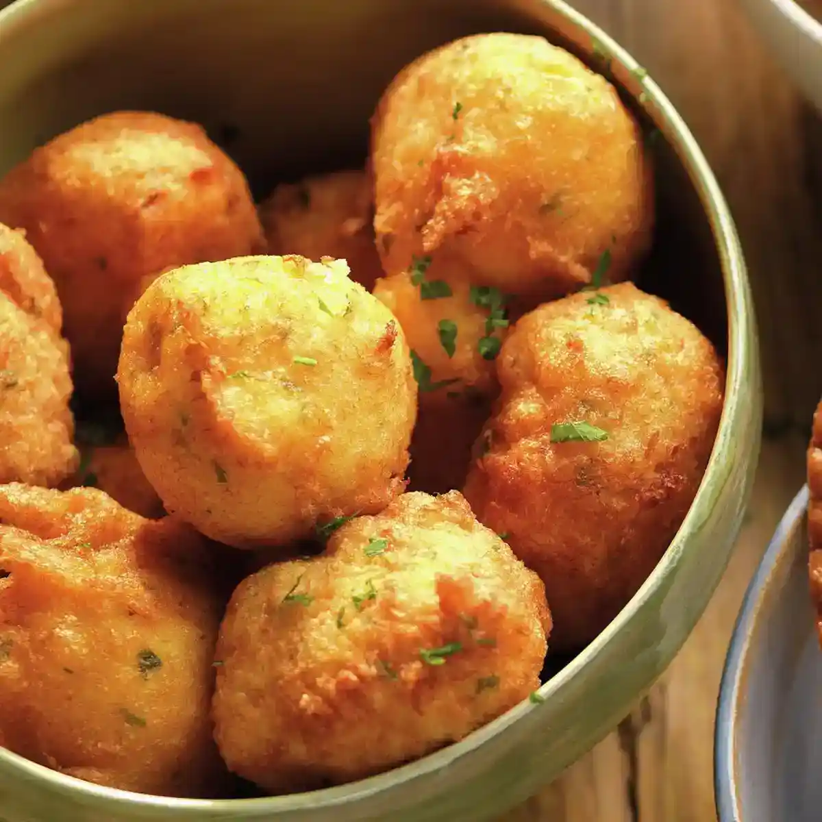 Sprø og smakfulle torskefritter
