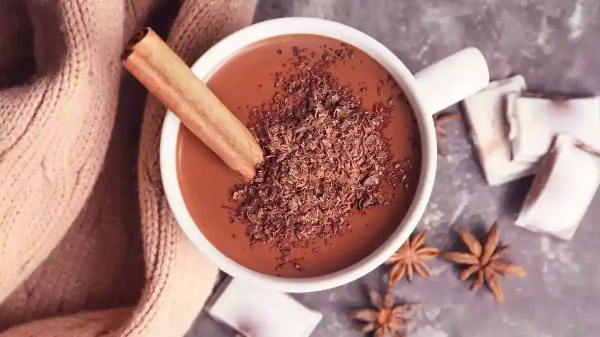 Chocolate frío con canela y vainilla