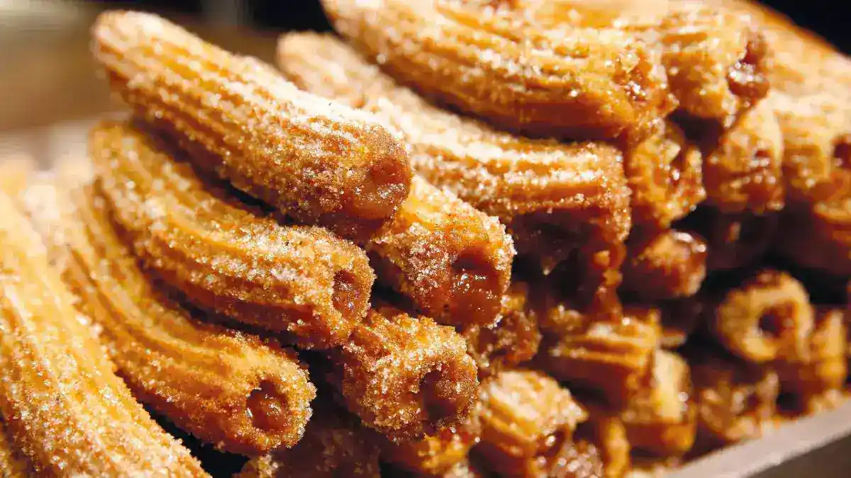Churros rellenos con dulce de leche casero