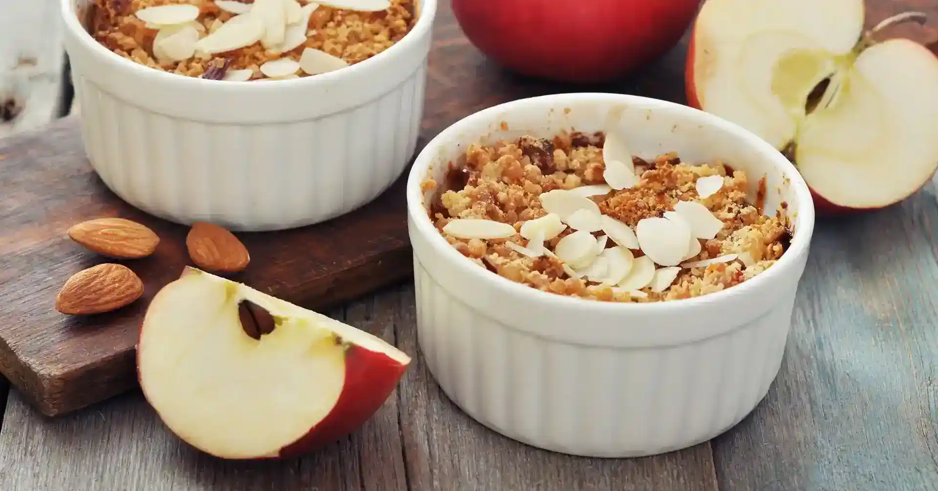 Crumble de manzana con avena crujiente