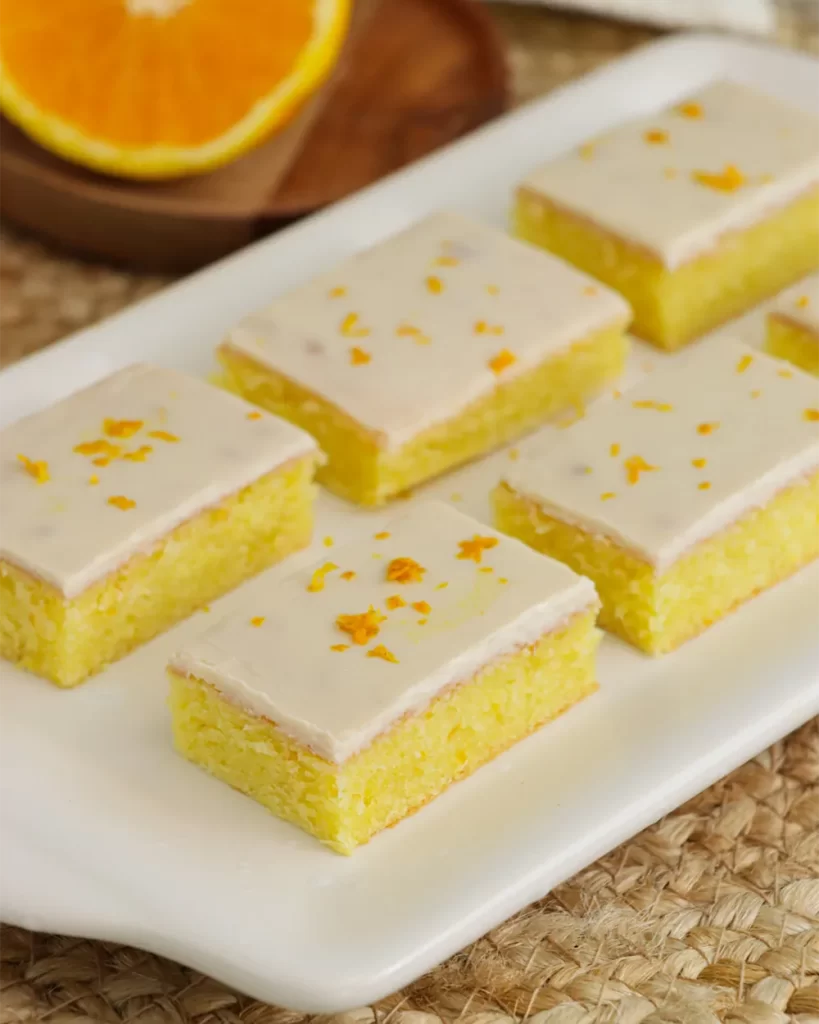 Carrés à l'orange et aux amandes