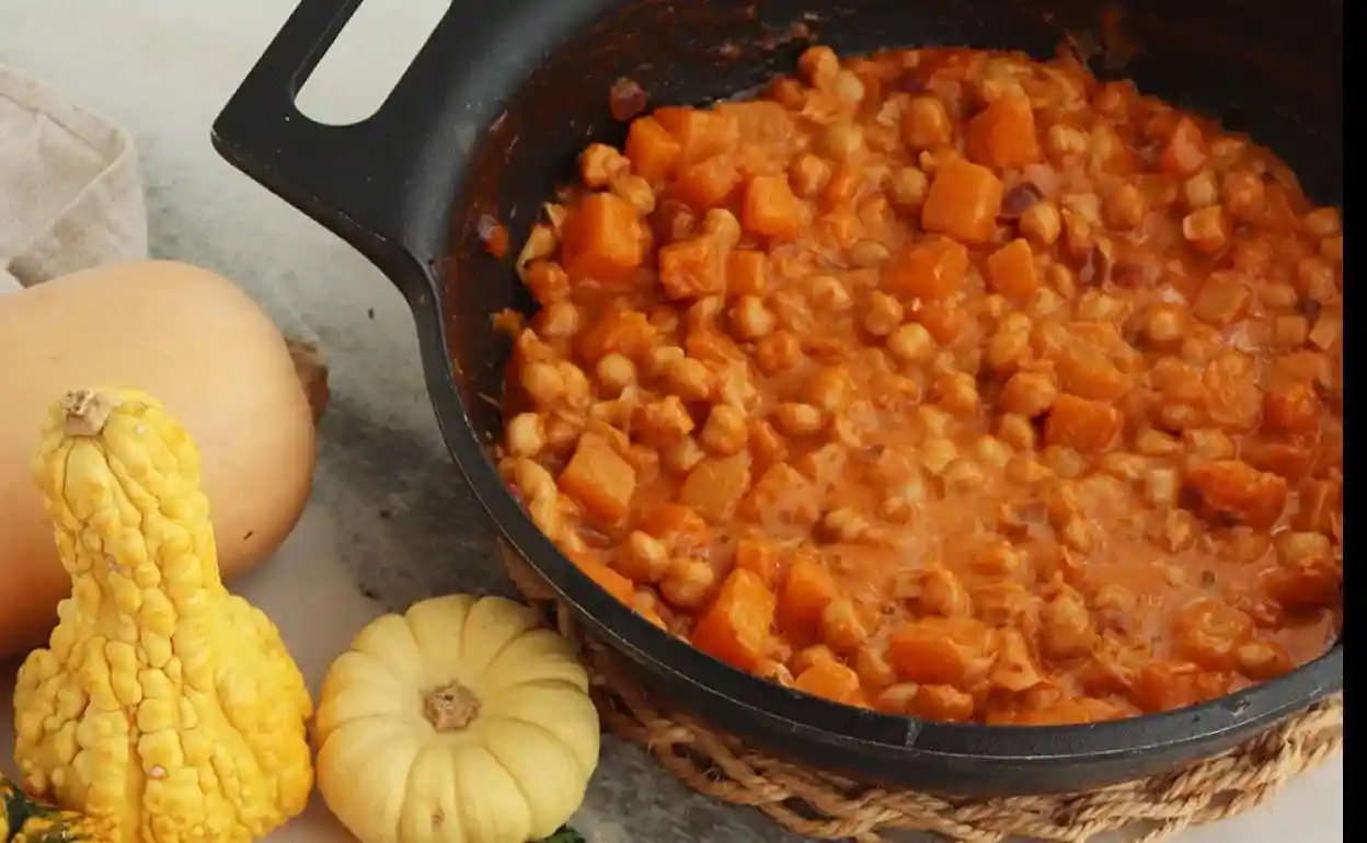 Curry de calabaza con garbanzos suaves
