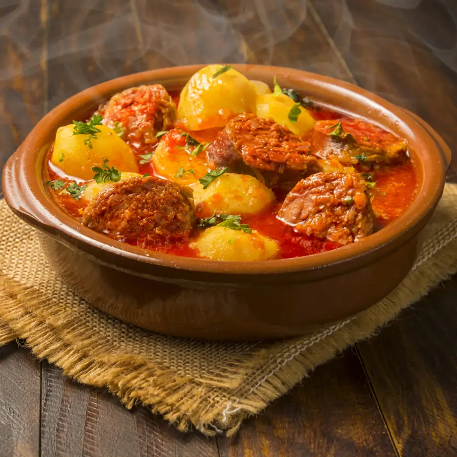 Estofado Británico con Bolas de Masa de Carne