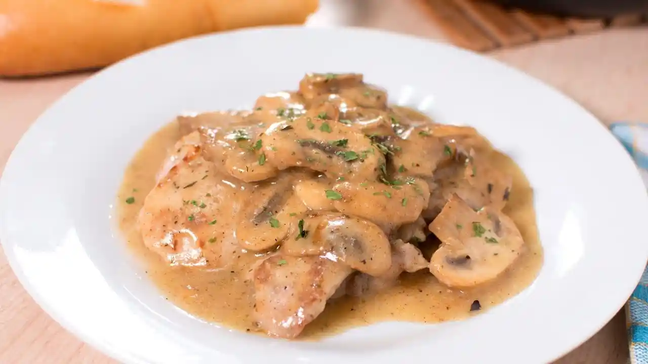 Estofado Cremoso de Pollo y Champiñones