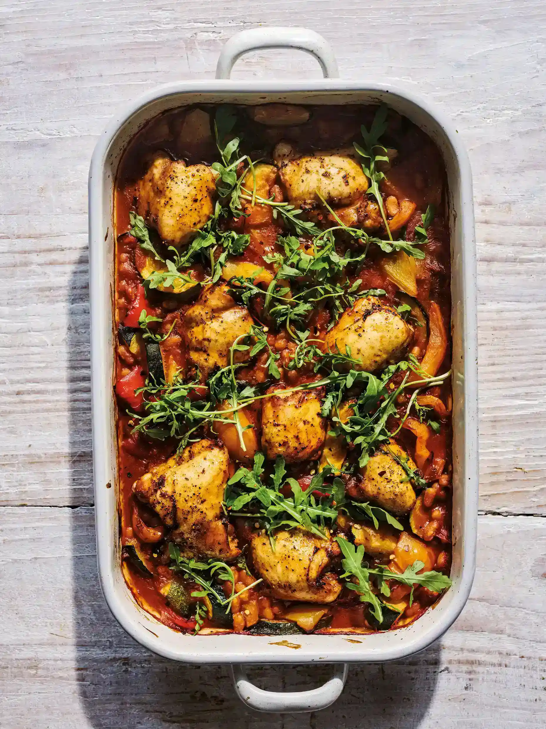 Exquisito Pollo Piri-Piri con Ensalada de Repollo Fresca