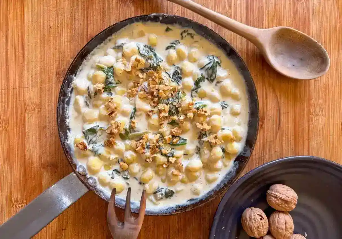 Gnocchi de patata con salsa de queso azul