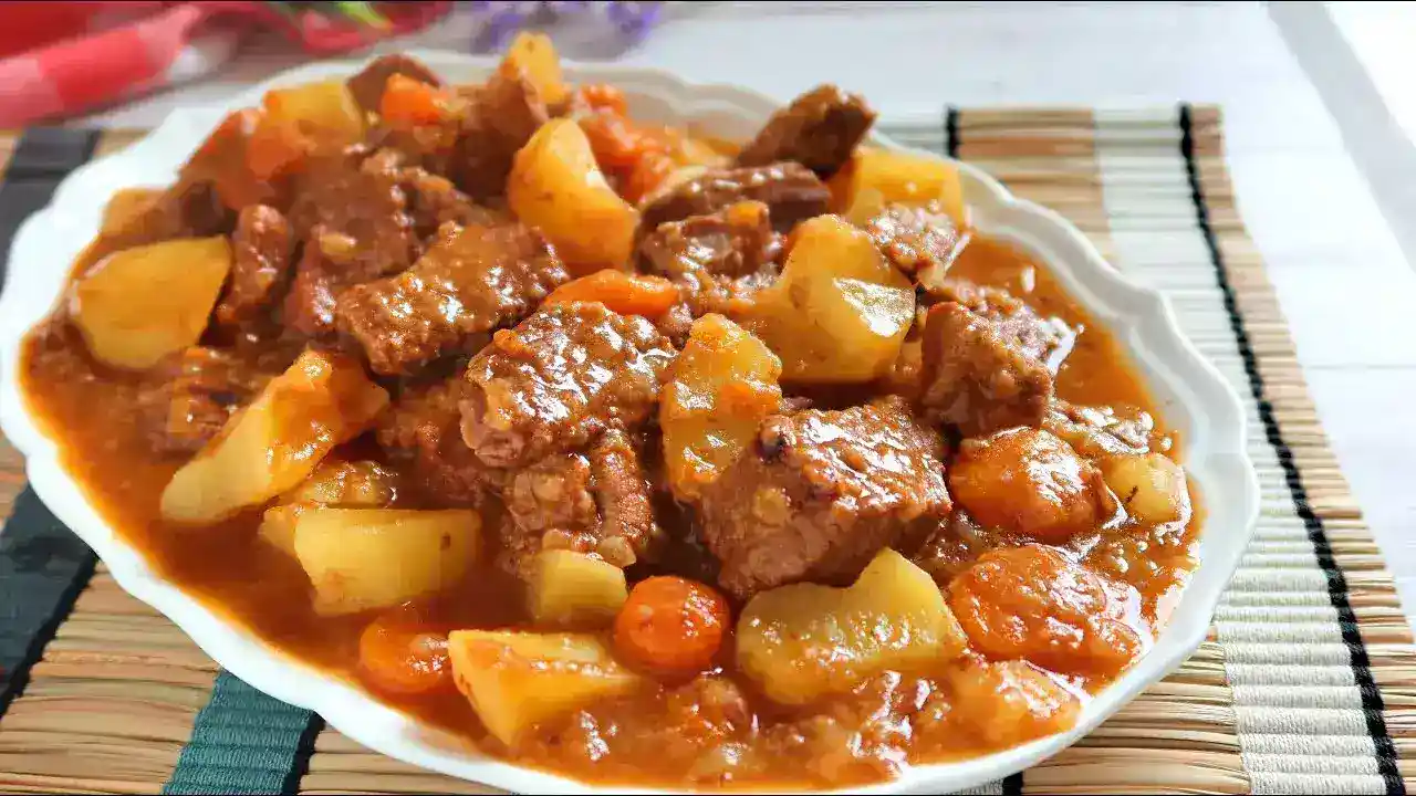 Guiso de ternera con patatas y verduras