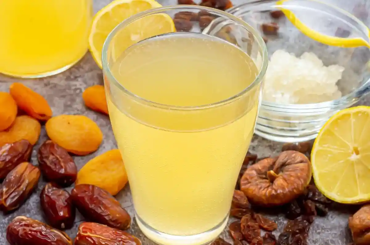 Kéfir de agua fermentada con frutas frescas