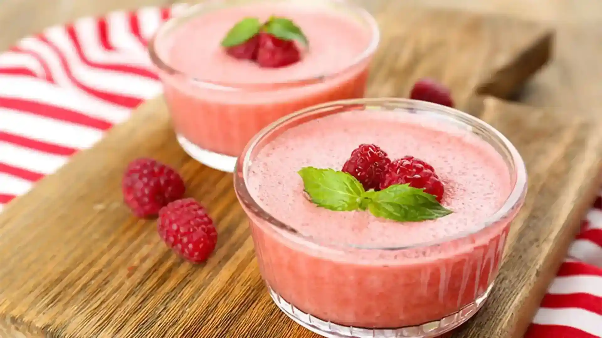 Mousse de frutos rojos con textura aireada