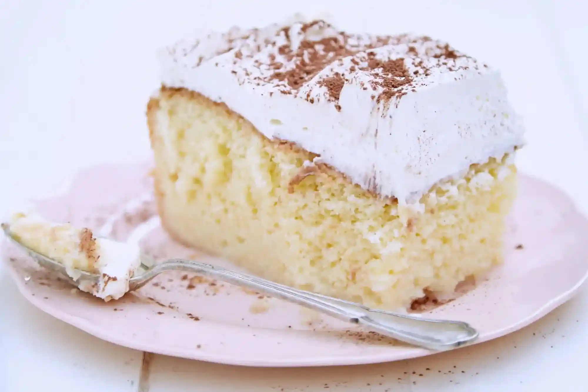 Pastel colombiano de tres leches clásico