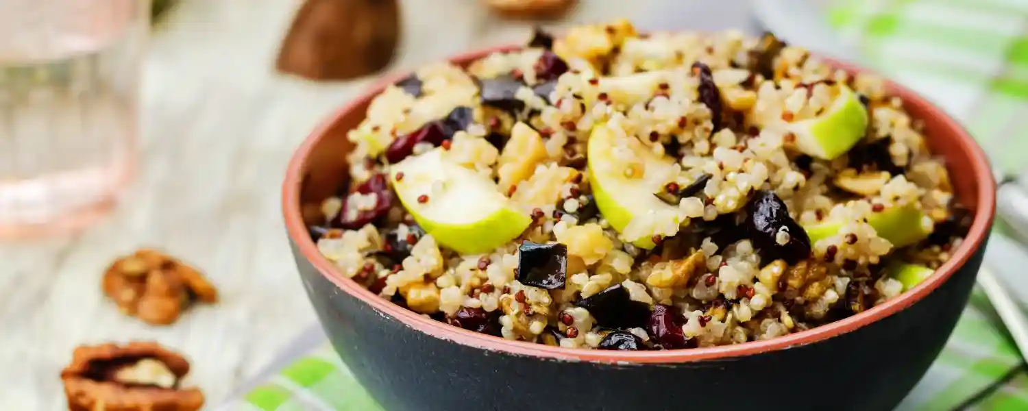 Pimientos rellenos de quinoa y frutos secos