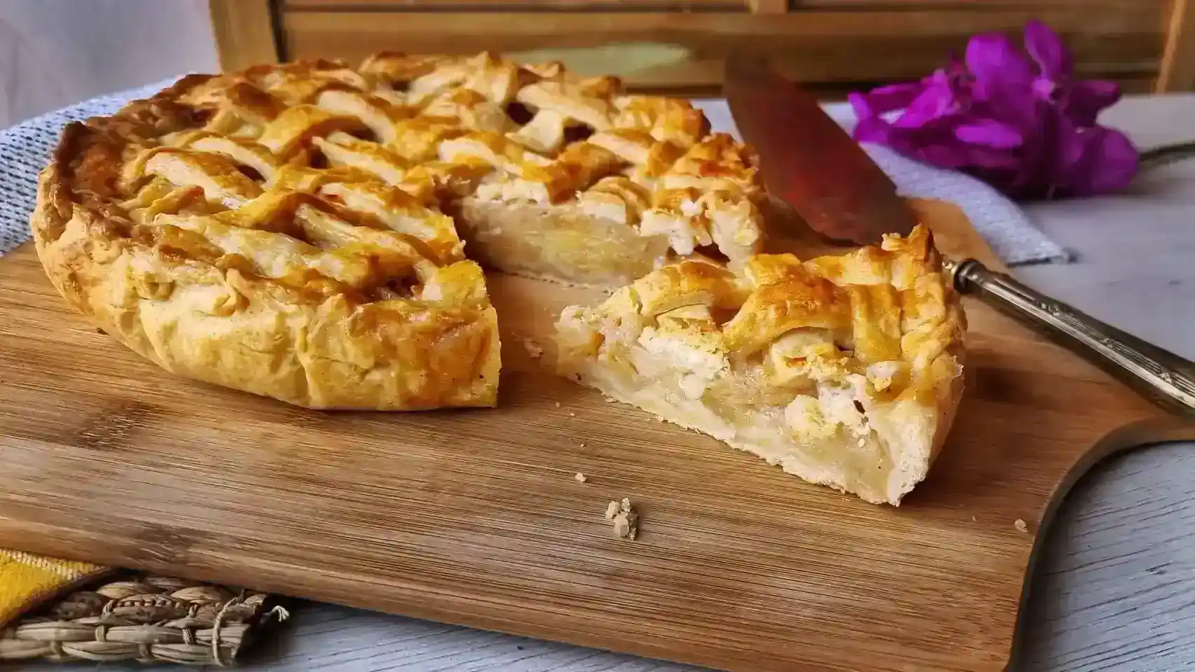 Tarta de manzana casera clásica y deliciosa