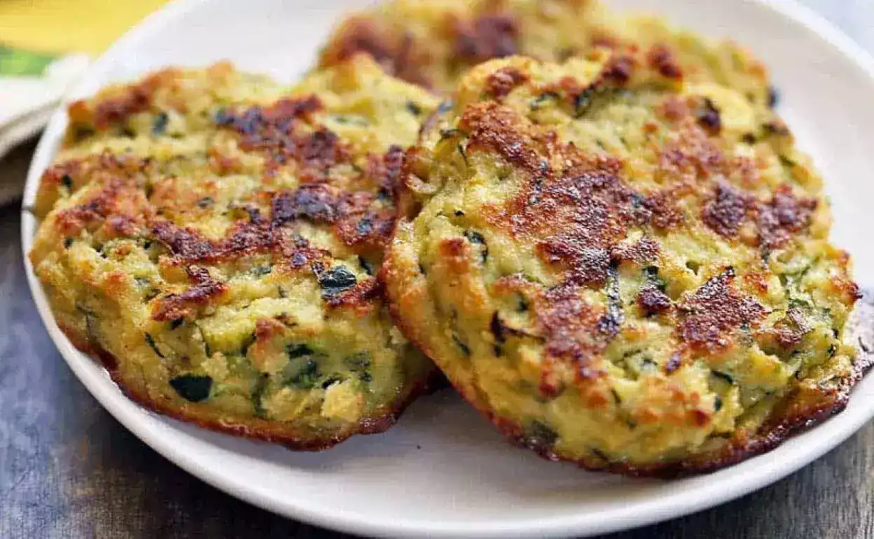 Salte og luftige zucchinipannekaker